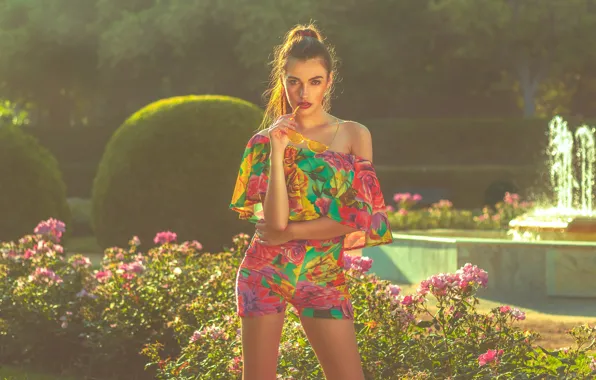Picture flowers, style, Park, model, shorts, garden, glasses, fountain