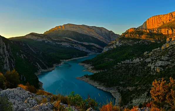 Picture forest, mountains, lake, rocks, dawn, Spain, Pertusa