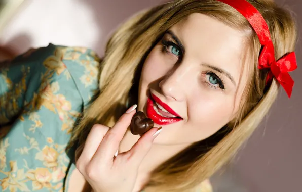 Picture look, red, hands, makeup, hairstyle, candy, blonde, beauty