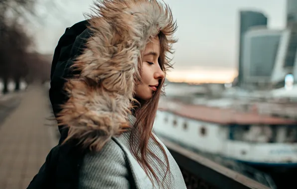 Model, portrait, makeup, jacket, hairstyle, hood, fur, brown hair