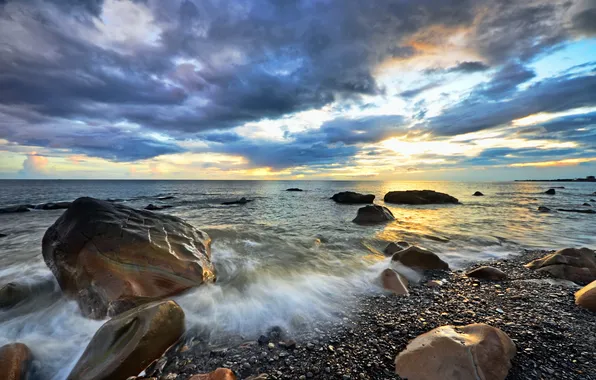 Sea, the sky, landscape, stones