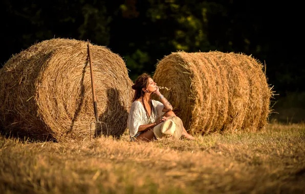 TATTOO, HAT, BROWN hair, HAY, MOOD, STACK, DREADLOCKS, PITCHFORK