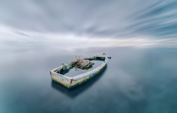 Network, lake, boat