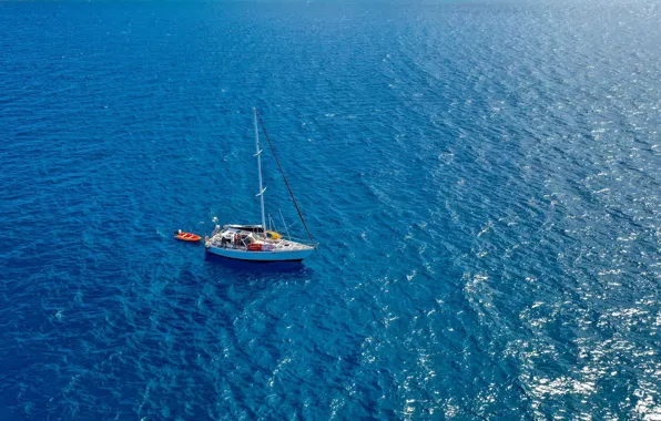 Reflection, the ocean, yacht, mast, the view from the top, at anchor, sailing Fiji