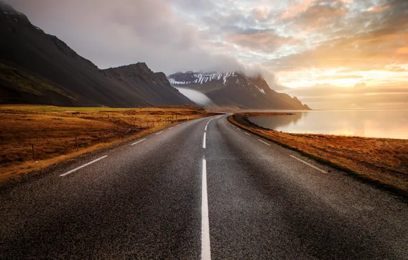 Picture road, sea, Iceland