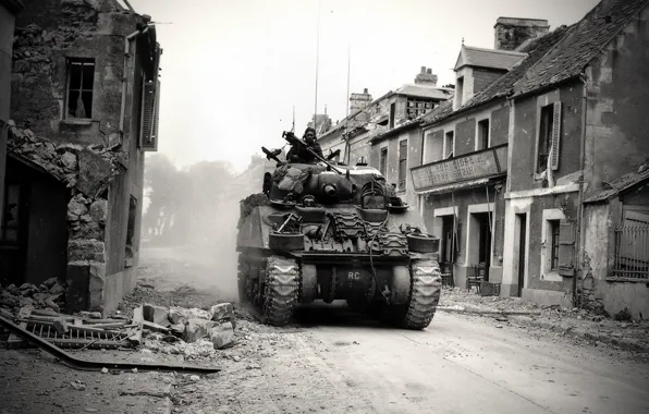 Picture war, white, black, tank