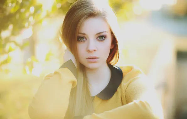 Picture portrait, redhead, in yellow