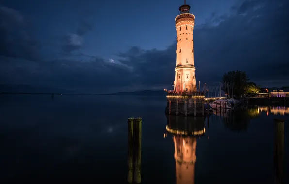 Picture night, lighthouse, Lindau