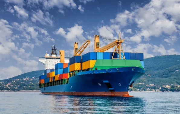The ocean, Sea, The ship, Nose, A container ship, Tank, A cargo ship