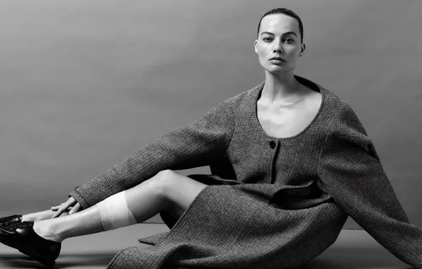 Look, style, model, portrait, actress, shoes, outfit, black and white