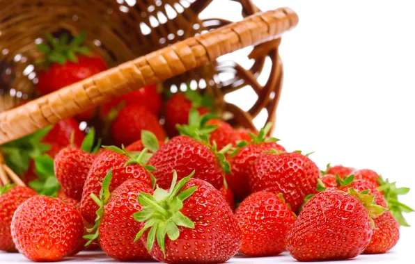 Berries, basket, strawberry, basket, scattered