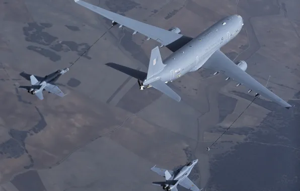 Picture height, the area, refueling, Royal Australian air force, the F-18, Airbus A330-MRTT