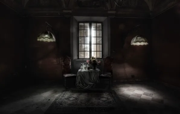 Picture room, bottle, window