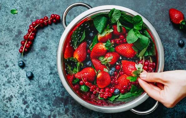 Greens, berries, table, hand, strawberry, pan, leaves, red