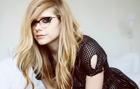 Picture music, glasses, singer, Avril Lavigne