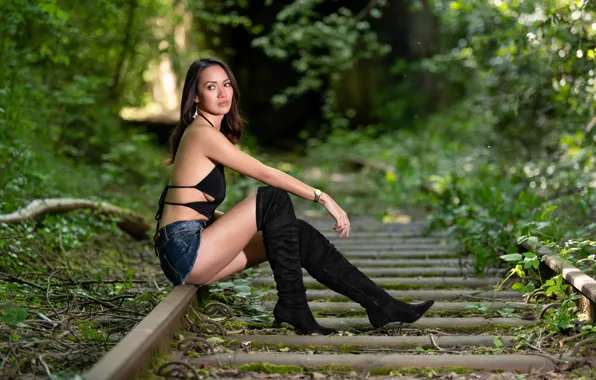 Picture girl, nature, pose, feet, shorts, rails, hand, boots