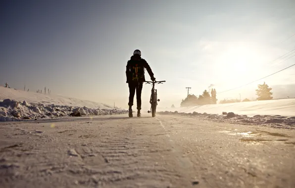 Picture winter, road, the sun, snow, bike, people, shadow, racer