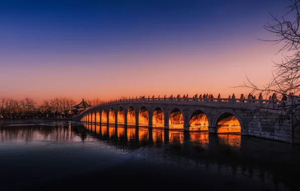 China, Beijing, South Island Lake, Semnadtsatiletny bridge, Citikonto