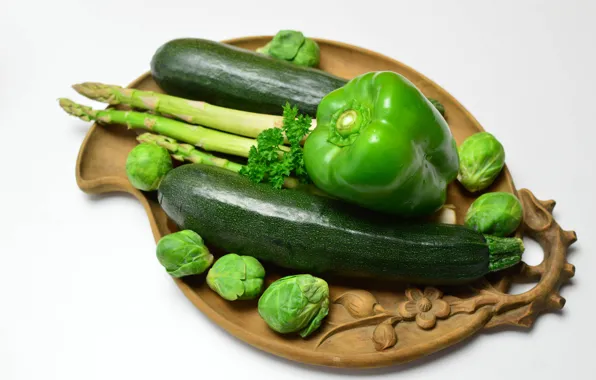 Greens, pepper, tray, zucchini