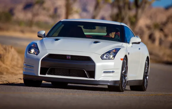 Picture Nissan, white, GT-R, R35, Nissan GT-R Black Edition