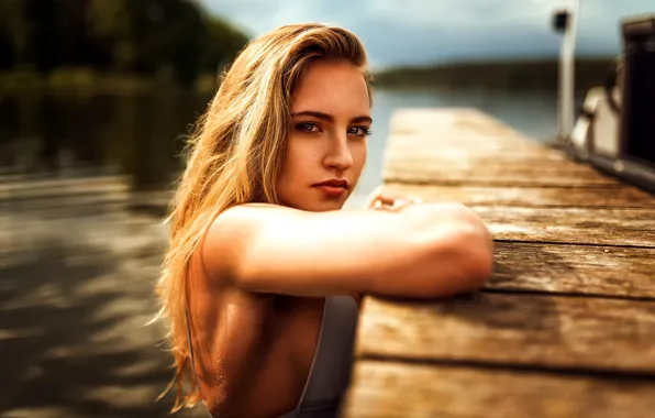 Freckles, sponge, the beauty, Miro Hofmann, Franzi