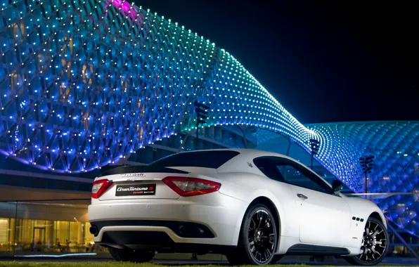 Picture night, the building, white, bright, auto, Maserati GranTurismo S