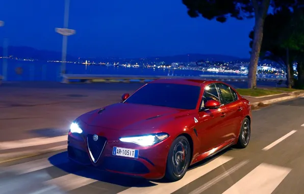 Alfa Romeo, Four-leaf clover, Giulia