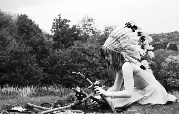 Picture summer, girl, nature, feathers, sitting, the fire, headdress