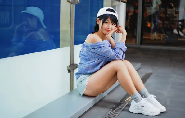 Look, pose, model, shorts, portrait, makeup, figure, brunette