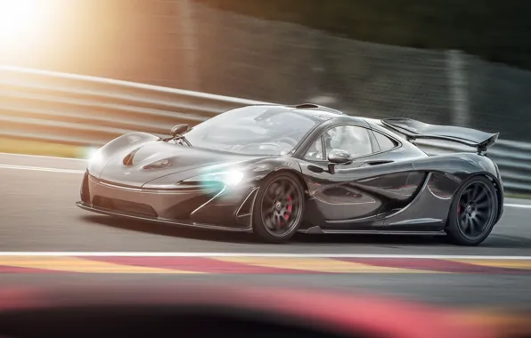 McLaren, supercar
