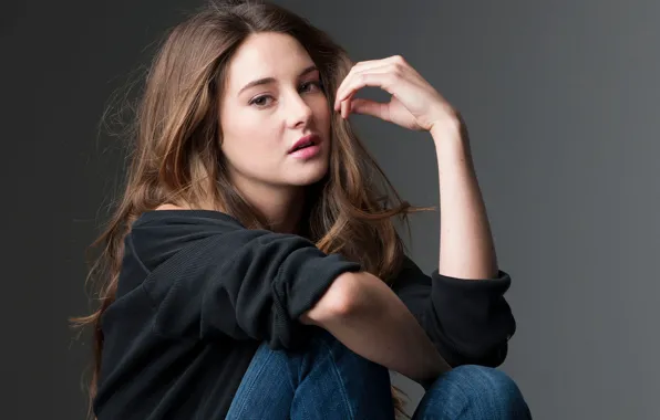 Look, girl, Shailene Woodley