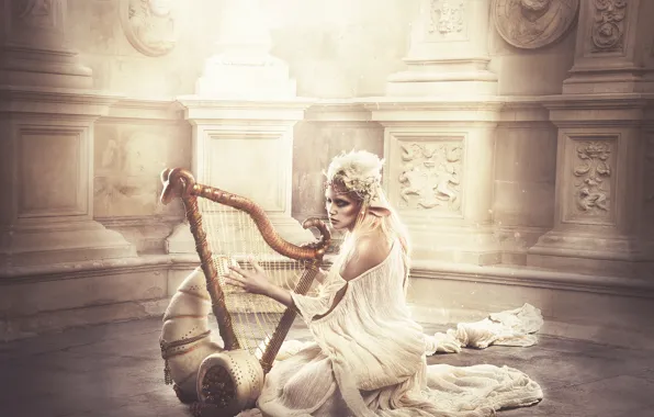 Fantasy, Golden elf with arp in fantasy land, Sara Alamo, elf girl