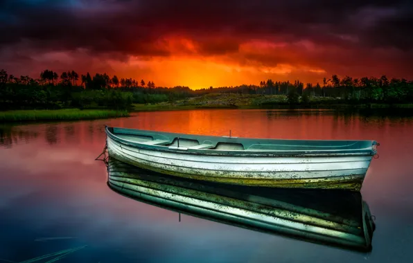 Picture forest, the sky, sunset, clouds, river, shore, boat
