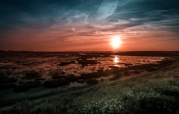 Picture the sky, night, stranded