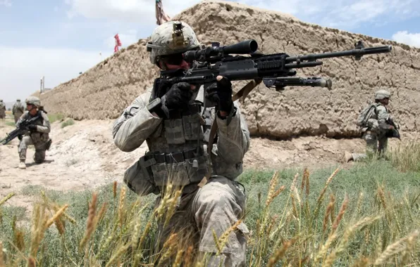 Picture weapons, soldiers, sniper, M-14 EBR