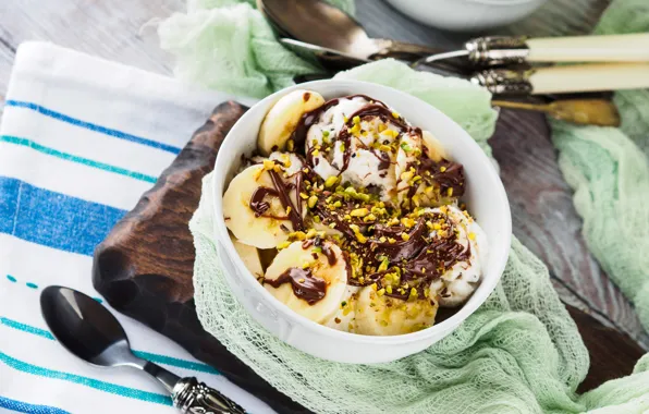 Picture chocolate, ice cream, bananas, nuts, dessert