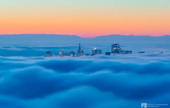 The sky, the city, fog, dal, San Francisco, photographer, Kenji Yamamura