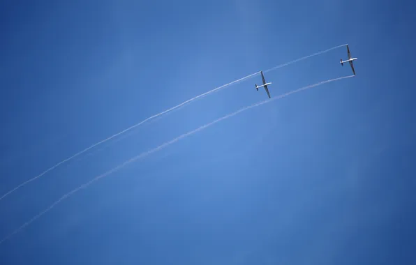 Sky, smoke, lines, airplanes