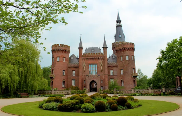 Picture the sky, clouds, trees, landscape, Park, castle, lawn, plants