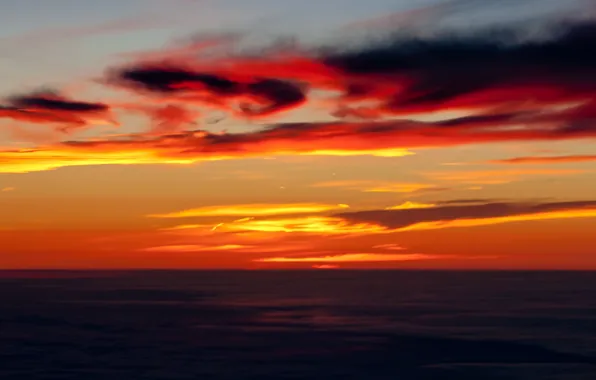 Picture sea, the sky, clouds, shore, tide, glow