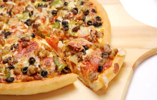 Board, pizza, tomatoes, olives, ham