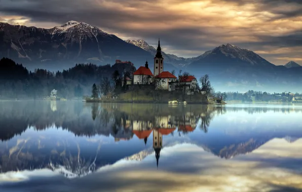 Picture lake, castle, Slovenia, Bled