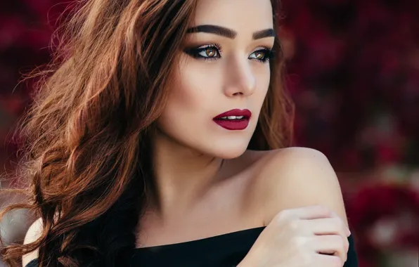 Picture look, girl, hands, makeup, brunette