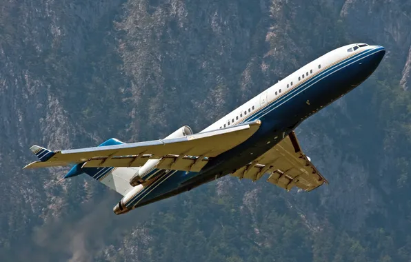 2010, July 01, Boeing 727-76, Innsbruck - Kranebitten (LOWI)