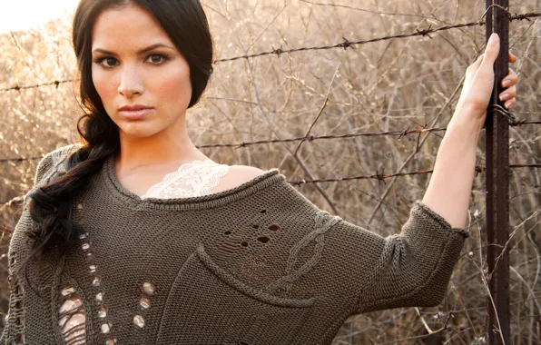 Picture actress, freckles, braid, thorn, sweater, Katrina Law, Katrina Lo