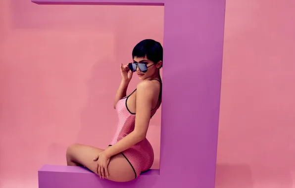 Swimsuit, pose, glasses, form, sitting, celebrity, Kylie Jenner