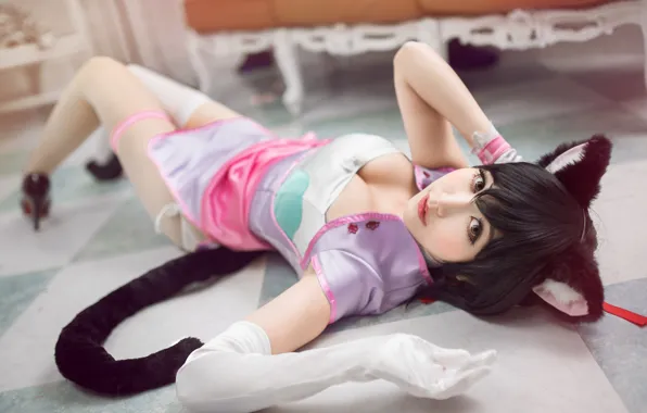 Cat, chest, look, girl, face, sexy, pose, eyelashes