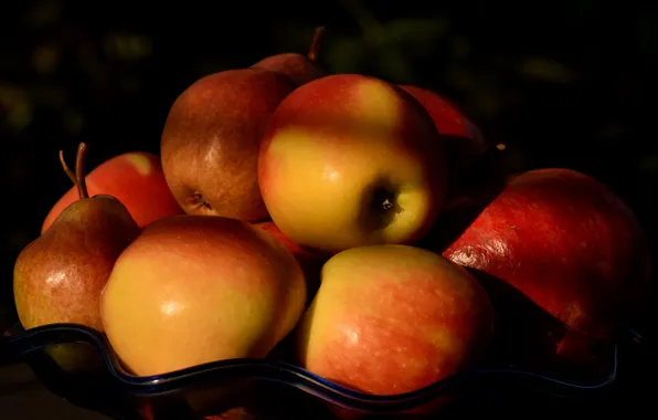 Light, close-up, darkness, the dark background, background, black, apples, food