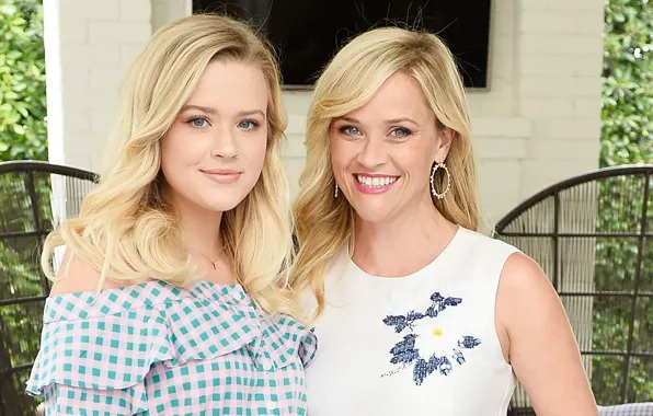 Blonde, beautiful, actress, Reese Witherspoon, Reese Witherspoon, mother and daughter, Ava Elizabeth Philippe, Ava Elizabeth …