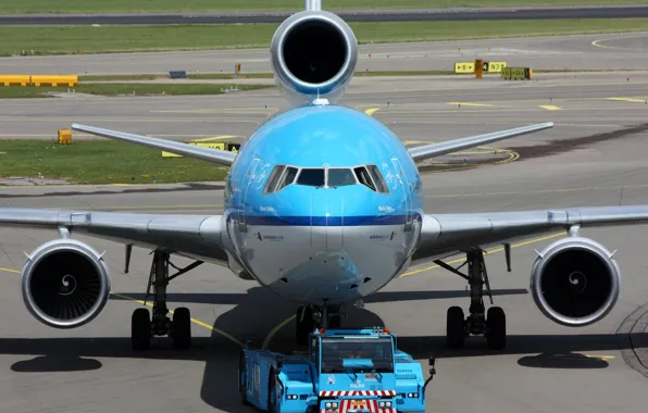 Transport, the plane, the airfield, service, McDonnell Douglas MD-1